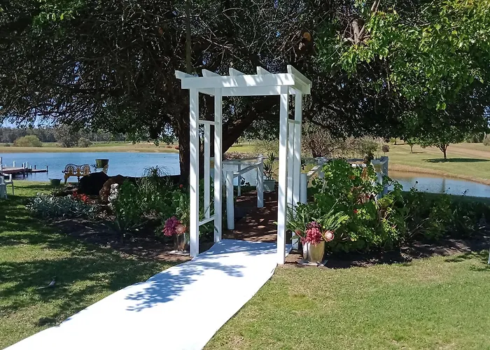 Redtail Ridge Cottages